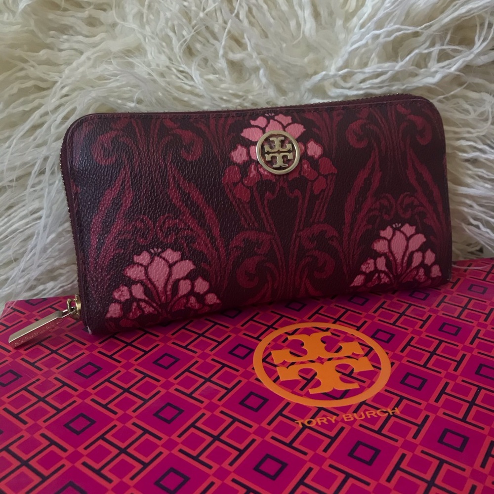 Tory Burch Wallet